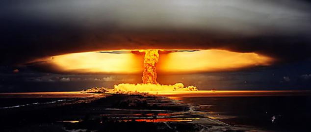 【考察】人類史上最大の爆弾「ツァーリ・ボンバ」を海底で爆発させたらどうなる？