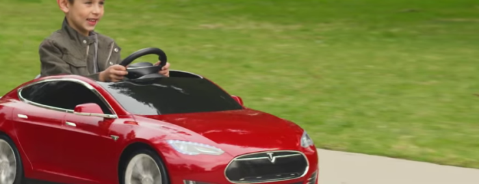 これは欲しい！ ハイスペックな子供用自動車「テスラ・Sモデル」が凄い…！