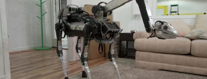 あれ、なんかカワイイぞ？ BostonDynamics社の４足歩行ロボット「SpotMini」が話題に！
